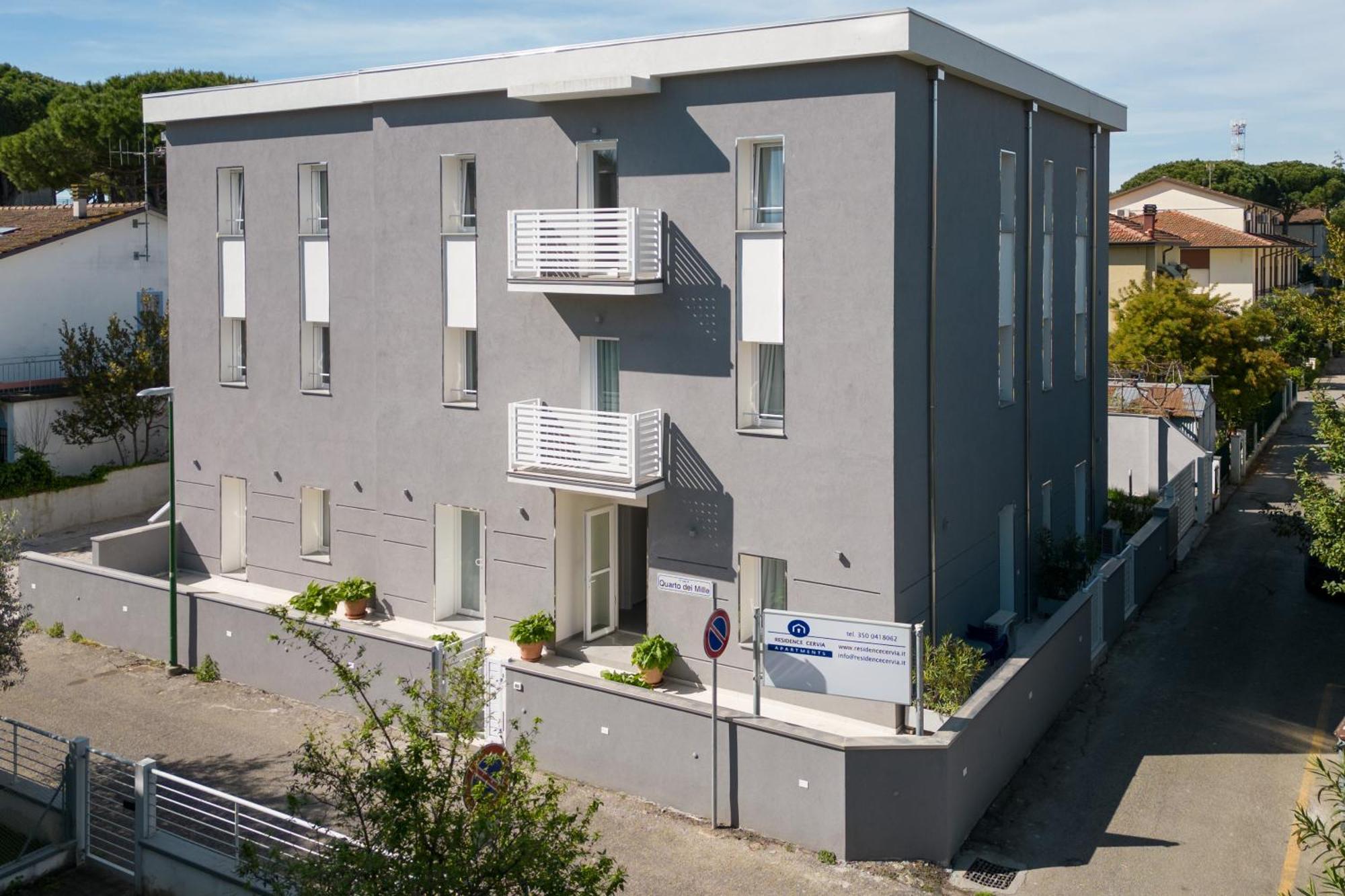 Residence Cervia Exteriör bild