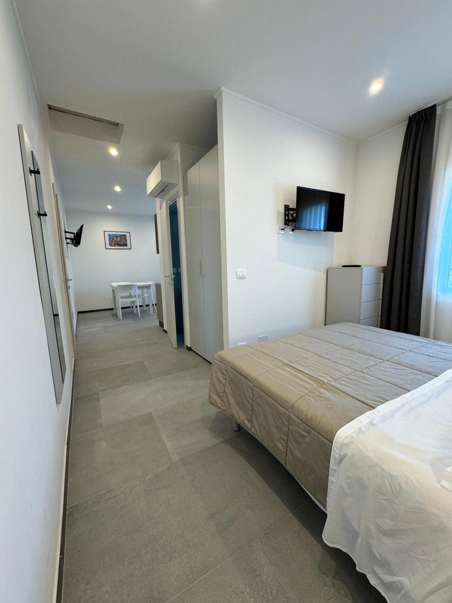 Residence Cervia Exteriör bild